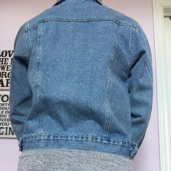 Women’s Vintage Denim/Jean Jacket - Picture 6 of 7